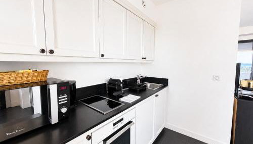 1-bedroom beachfront apartment with sea view - Photo 4