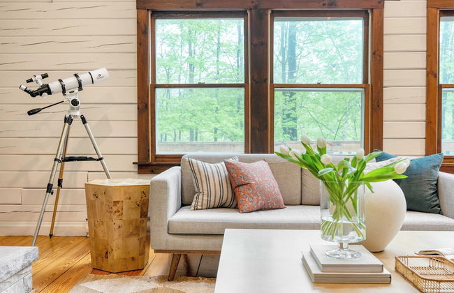 Half Moon by Avantstay 4BR Cabin w/ Large Deck & Yard w/ Patio & Outdoor Dining - Foto 28