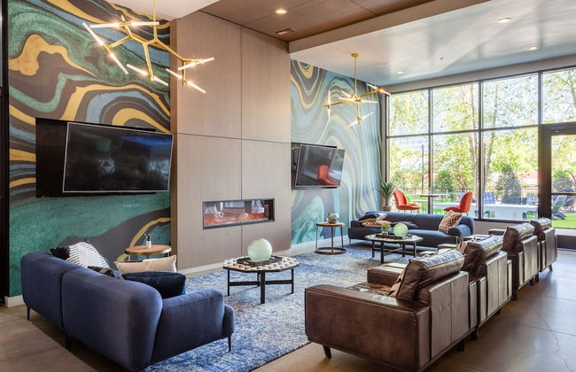 Mint House Nashville — The Gulch — 11th Ave S - Photo 2