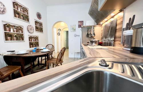 Paris Suite für 4 mit Küche und WIFI - Foto 9