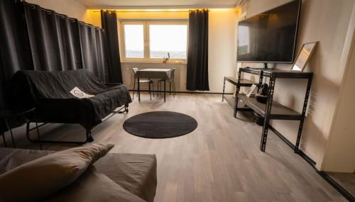 Schönes 2-Zimmer Apartment mit Balkon inklusive PKW Stellplatz - Foto 1