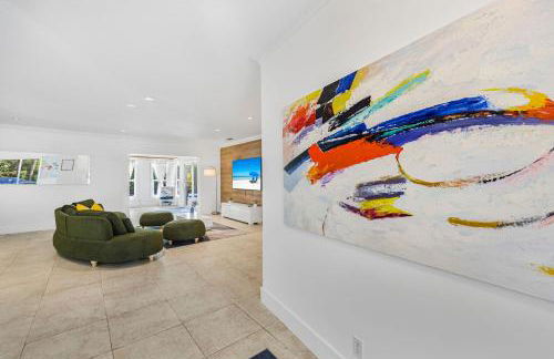 Spacious Miami Home with Private Pool & Parking - Foto 11