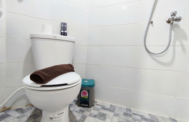 Comfortable And Modern 1Br Without Living Room At Amartha View Apartment - Foto 10