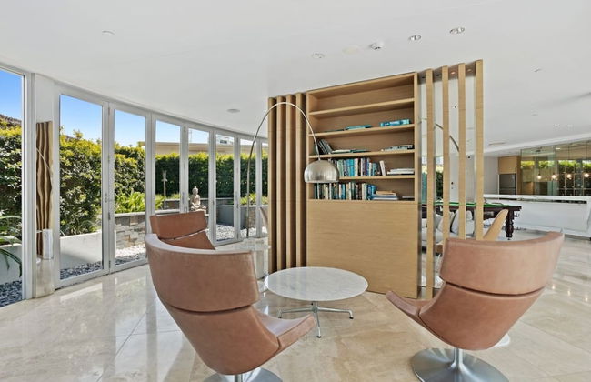 Luxury Beachfront Stay in Kirra - Photo 1