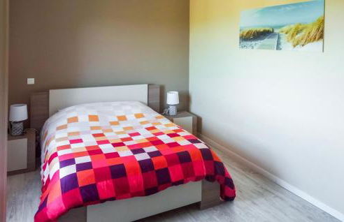 Beautiful Home In Calvisson With Wifi - Photo 12