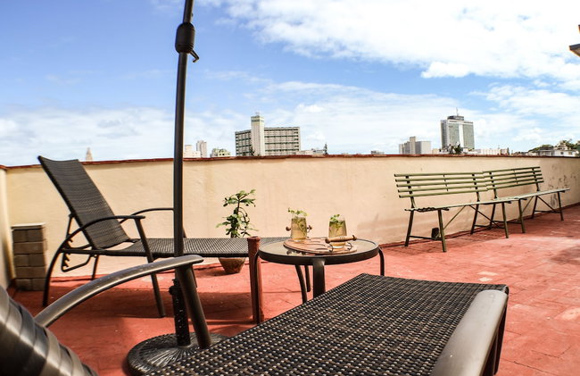 Presidents Suite, Knocking on Cuba - Photo 18