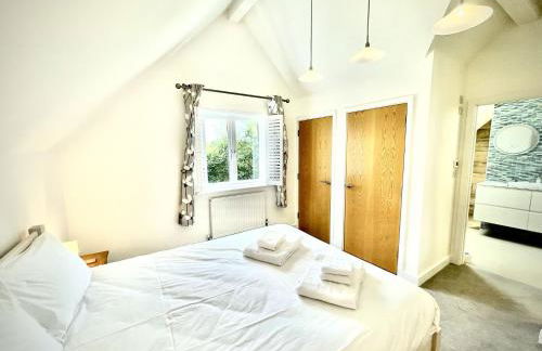 Trewhiddle Retreat V9 by Together Travel - Luxury 4-Bedroom Villa - Foto 27