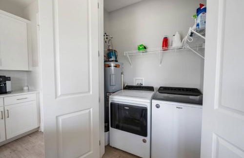 Luxury Downtown Loft - Balcony and Rooftop Bar! - Foto 25