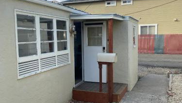 Midtown Charm: 1BR Urban Pad - Foto 3