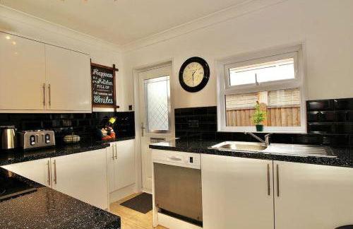 BRiSYL BEACH HOUSE, with amazing changing views! - Foto 12