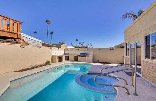 Close to Golf! Snowbird Retreat with Pool in Yuma - Foto 1