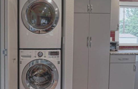 New cozy Fall foothill retreat in Boulder - Photo 19