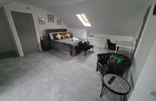 SAV 5 Bed Luxury House Leicestershire - Photo 35