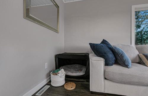 Renovated Lake Cabin with Fire Pit and Kayaks - Photo 13