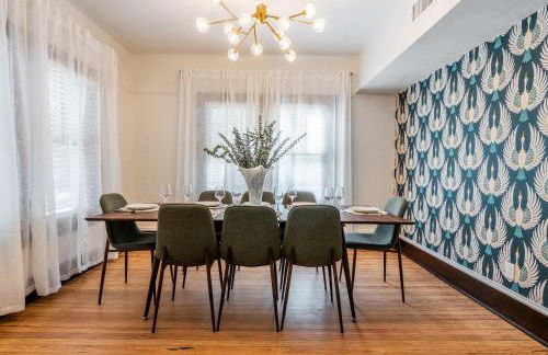 Sanctuary on 3rd - Walk to UF , Parking , Grill - Photo 14