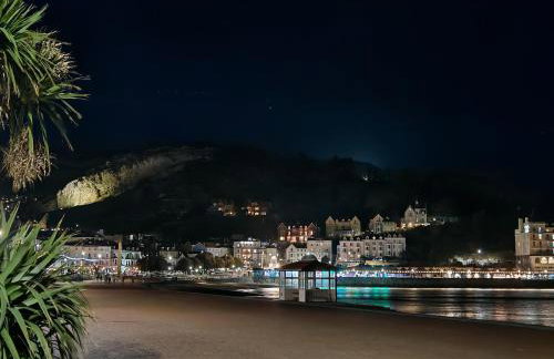 Fantastic sea views at Century's old Alma's Cottage - Sleeps up to 8 guests - Foto 46