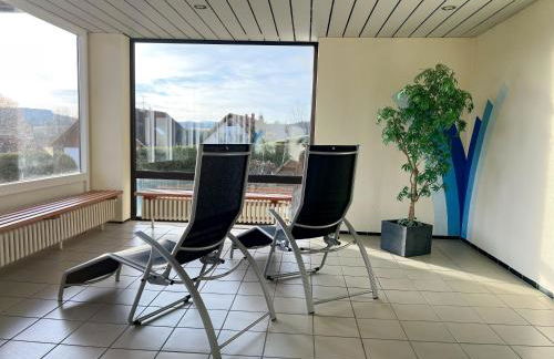 Panoramablick mit Schwimmbad und Sauna - Foto 23