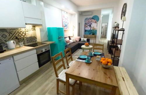 Amplio y colorido piso - Photo 7