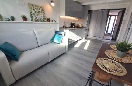 Topdown Apartments - Photo 30