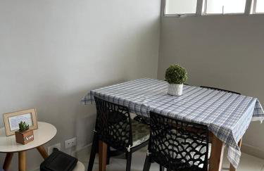 Apto Tombo Guarujá lindo 2dorm 2 banh pé na areia com elevador promoção - Foto 13