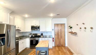 Modern 2-bed, 2-bath, 4 min walk to Northeastern - Foto 4, dishwasher