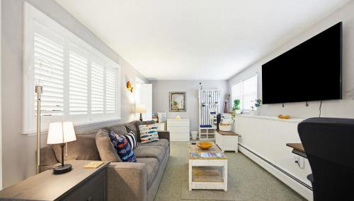 Ocean Breeze-8min Walk to Beach - Foto 5