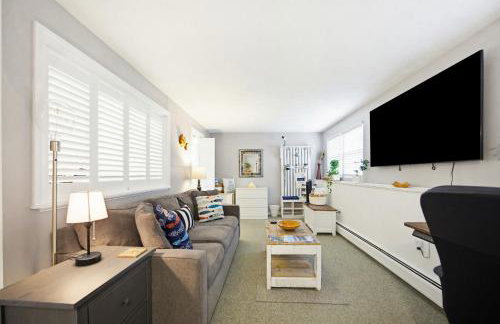 Ocean Breeze-8min Walk to Beach - Foto 5