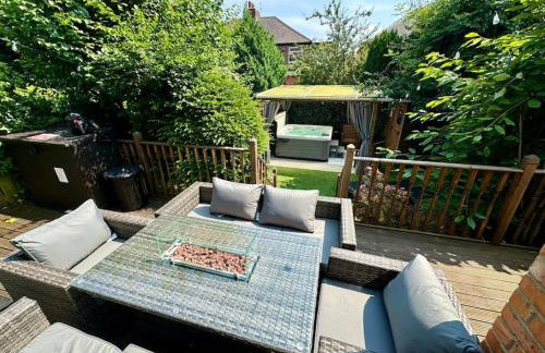 8min to City, Hot Tub House, Fire Pit, Free Parking - Foto 25