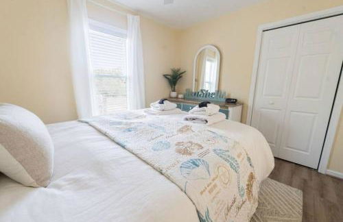 Somewhere On A Beach - 4 bedroom -Private Pool - Hot Tub - Fire Pit - Game Room - Horseshoe Pits - Walk to beach, Sound, arcade and go carts! - Foto 17