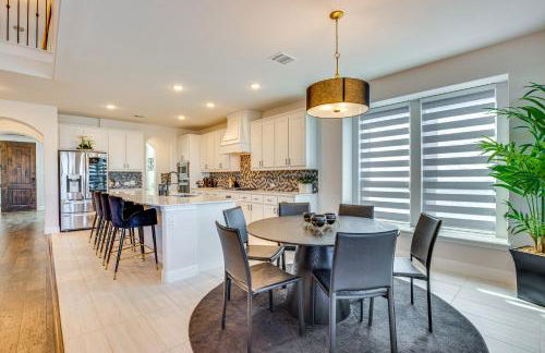 Game Room and Home Theater Retreat Near Omni PGA! - Foto 2