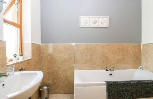 Kilnary Cottage - Photo 12