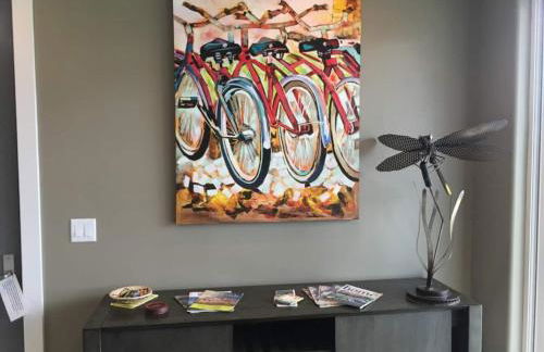 Barnwood Chateau with 2 Master Suites Hot Tub - Foto 59