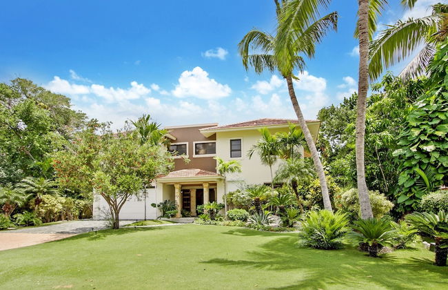 Beautiful Villa Tortuga at Puntacana Resort Club Pool Garden Golf Cart Maid - Photo 6