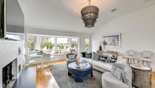 Stunning Westhampton Beach Home with Private Pool - Photo 4