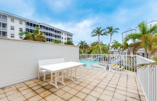 REGATTA AT VANDERBILT BEACH III #204 - Photo 40