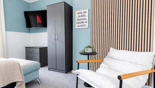 DiscountsContractorsWIFIFree ParkingSmart TV - Foto 4, Other