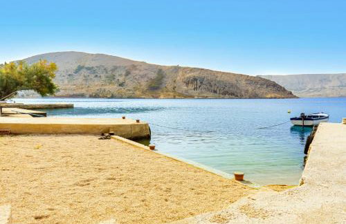 Babara beautiful setting right on beach with modern facilities - Foto 3