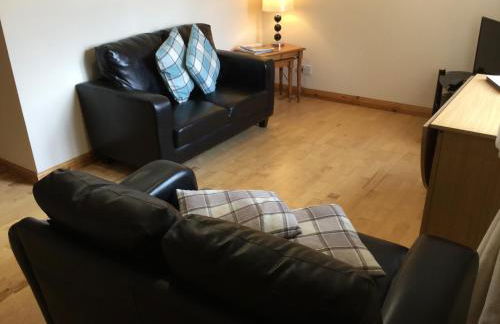 The Culloden is a Comfortable two Bedroom Apartment That Sleeps Four Adults - Photo 9