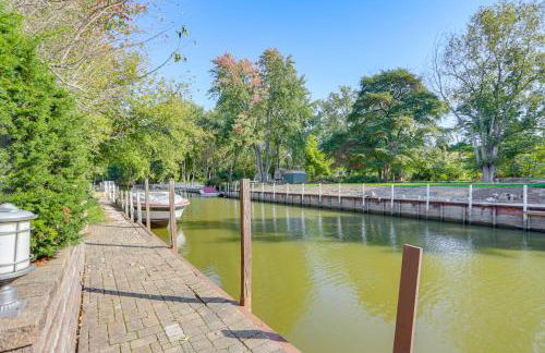 Vermilion River Home with Hot Tub and Private Dock! - Foto 44