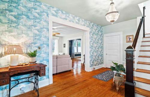 Roberson House Private Pool Walk to DT Sleeps 12 - Foto 28