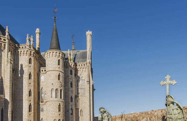 Visita guiada pelo Palácio Episcopal de Astorga - Foto 1
