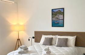 Cozy Central Apartment Napoli - Foto 2