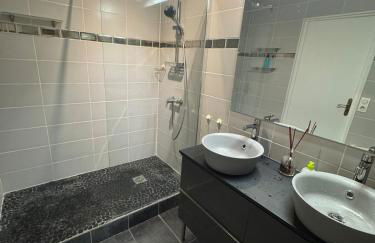 Agréable T3 avec Balcon et Parking Inclus - Foto 5