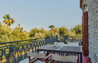 PanThea Stone Villa - Photo 13