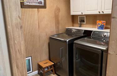 Peaceful 4 bedroom Lakehouse with no neighbors - Foto 2