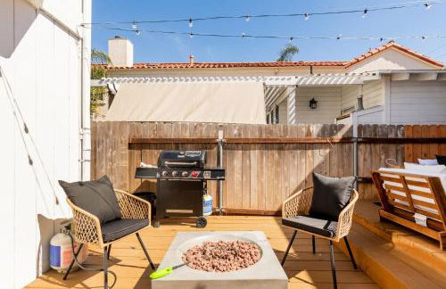 Walk to Beach! Patio, Rooftop, Yard, BBQ! Downtown Huntington - Photo 26