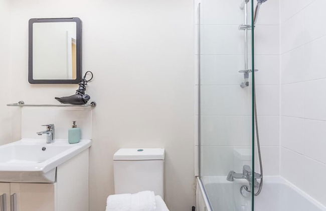 Luxurious Modern One Bedroom Apartment - Foto 35