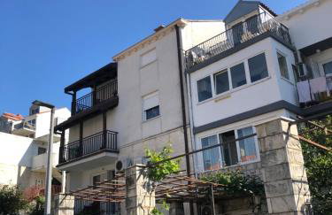 King's Landing Esma' house - Photo 21
