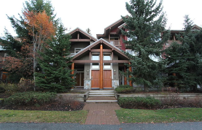 Symphony Condos by Whistler Retreats - Photo 1