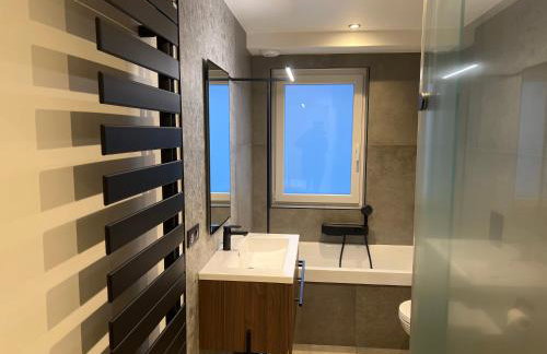 Petite maison climatisée avec garage attenant - Foto 17